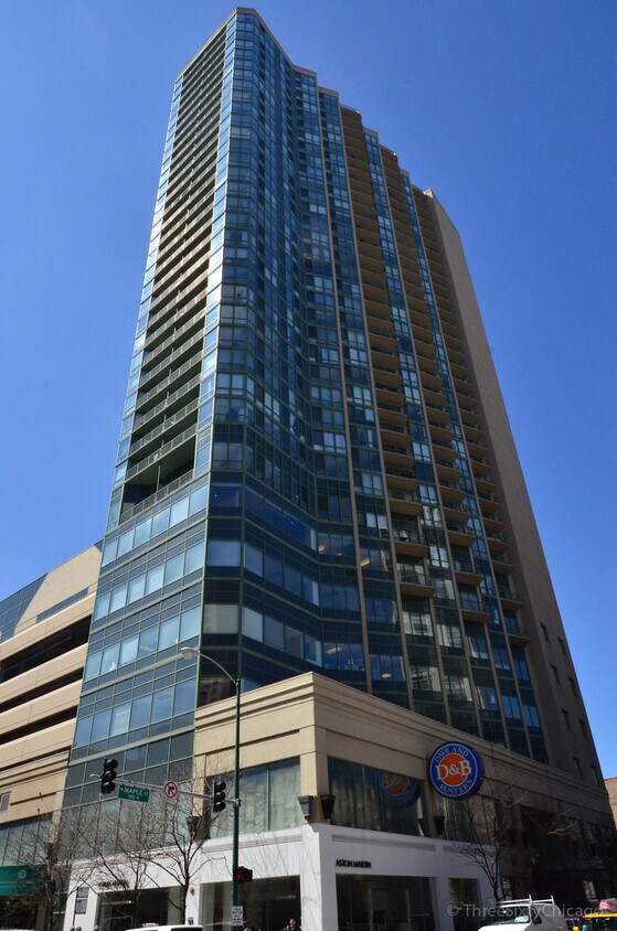 Primary Photo - 111 W Maple St