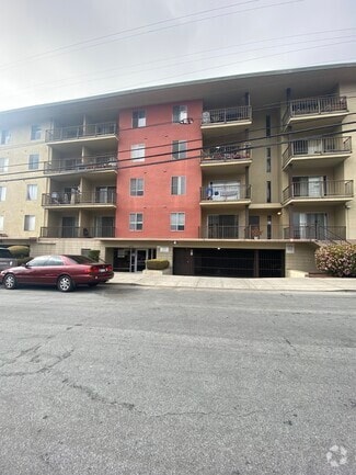 Building Photo - MB Apartments