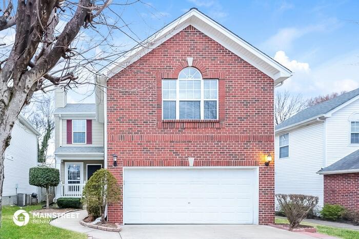 Primary Photo - 4325 CHESNEY GLEN DR, HERMITAGE, TN 37076
