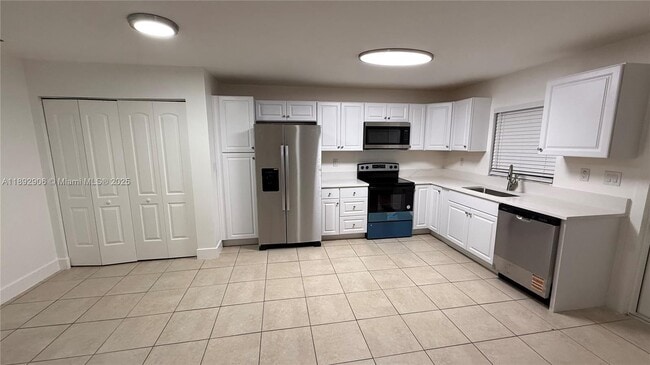 Photo - 6046 SW 40th St House