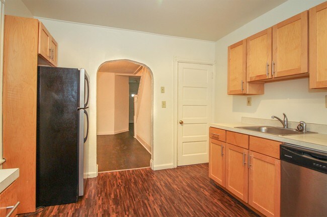 Foto del edificio - 619 Hillside Ave