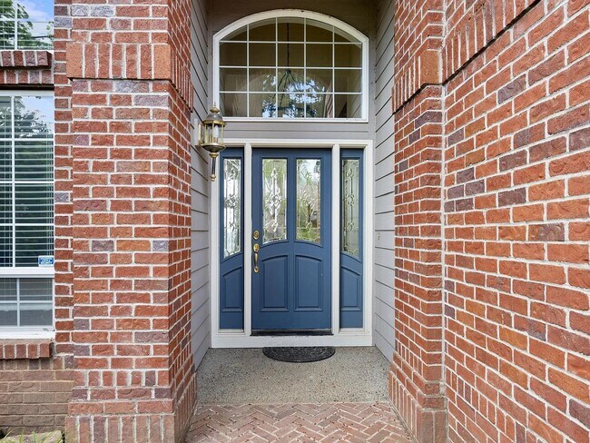 Building Photo - 129 Deerbrook Dr