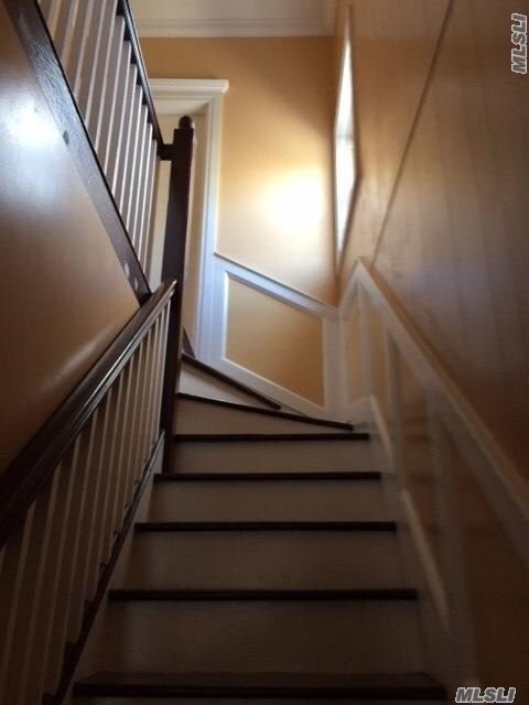 Foto principal - 58-72-72 Maspeth Ave