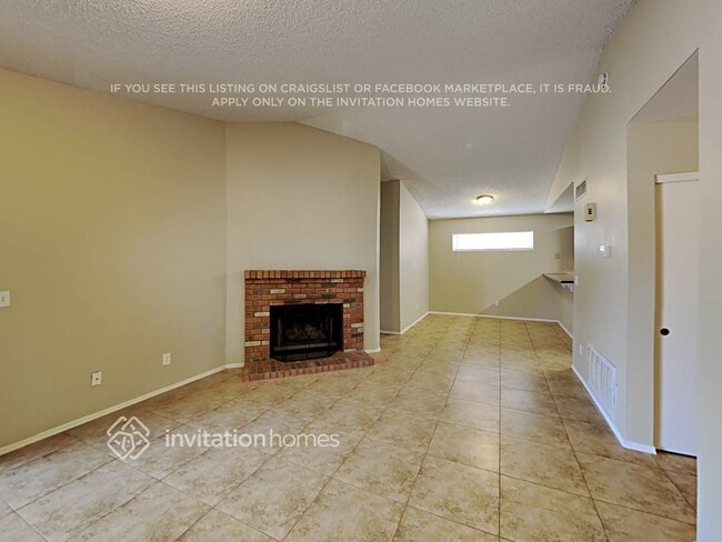 Building Photo - 1411 S Quinn