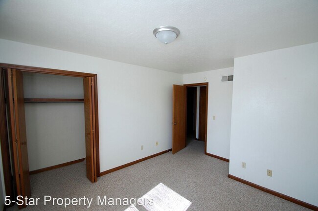 Foto del edificio - 2 br, 1.5 bath House - 517 S. SIlverwood L...