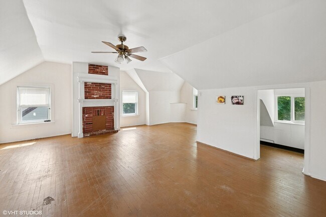 Foto del edificio - 2144 W Montrose Ave