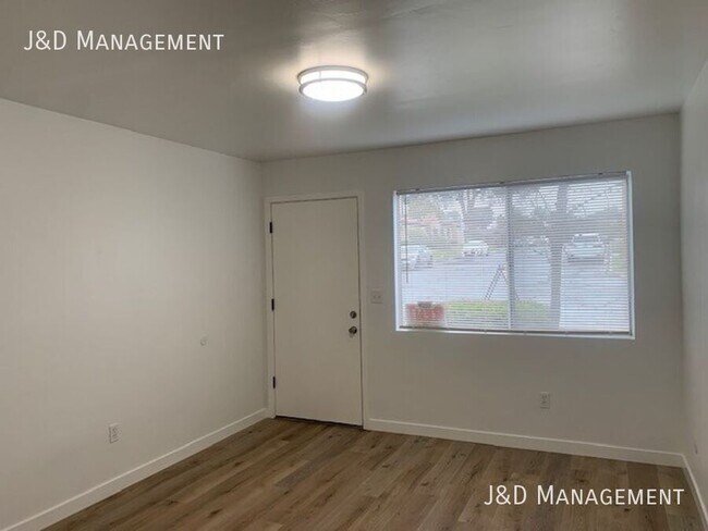 Foto del edificio - 4485 Quince St