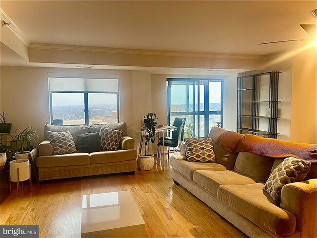 Photo - 900 N Stafford St Apartment