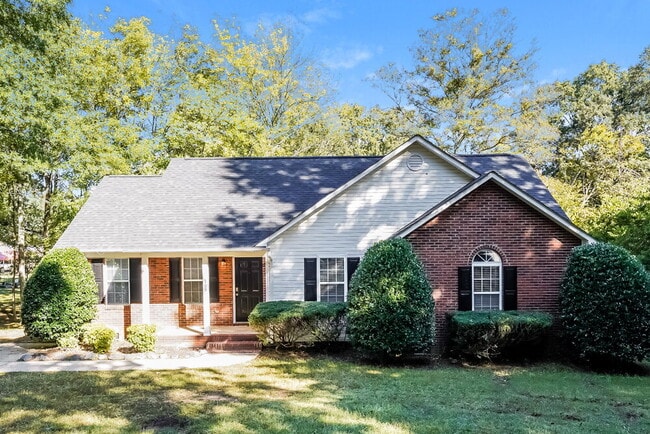 Building Photo - 109 Colonial Cir