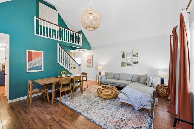 Foto del edificio - 2584 W 11th St