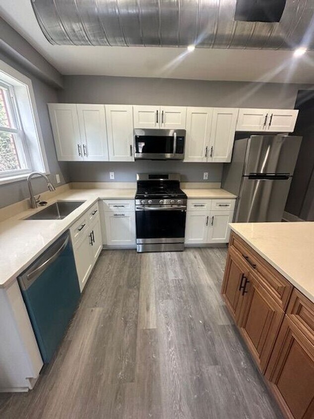 Foto principal - 6801 Frankstown Ave