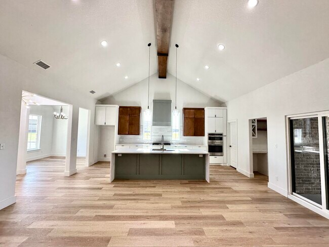 Foto del edificio - 7530 56th St