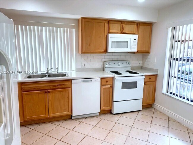 Foto del edificio - 13273 SW 110th Terrace