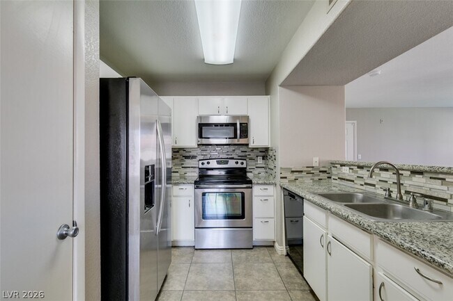 Building Photo - 2300 E Silverado Ranch Blvd