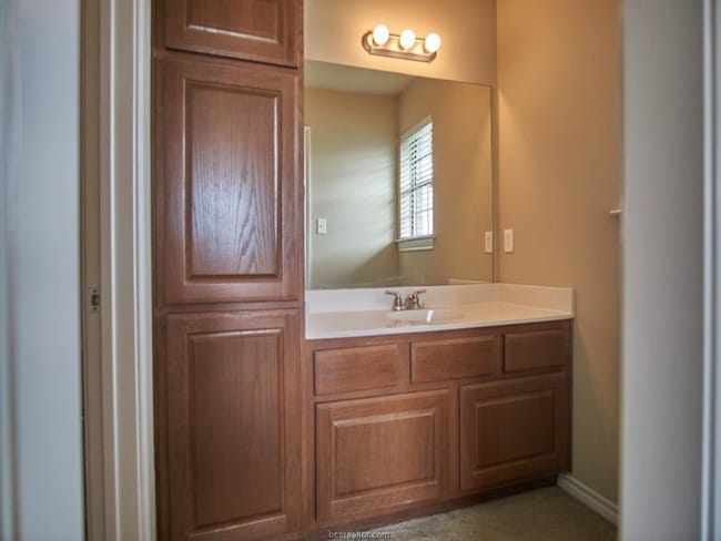 Building Photo - 2506 Teal Dr