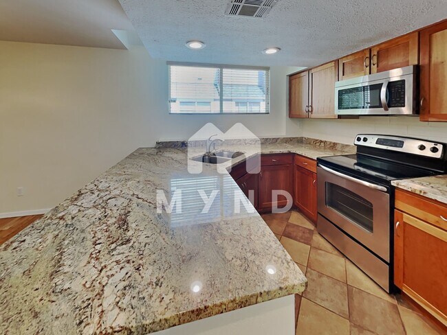 Foto del edificio - 1030 N Jersey St Unit 1