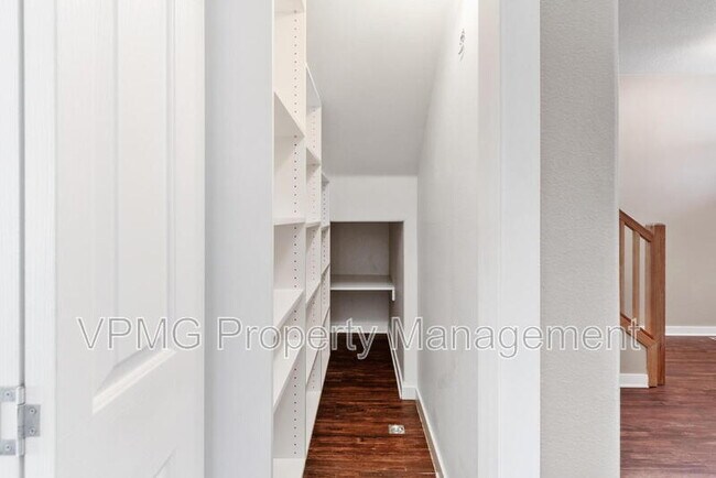 Foto del edificio - 2401 NE 114th Ct