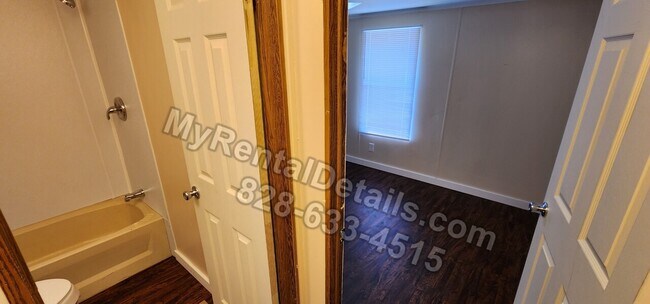 Building Photo - Twin Willows MHP 60 Brookdale Rd