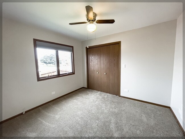 Building Photo - 5340 6th Ave