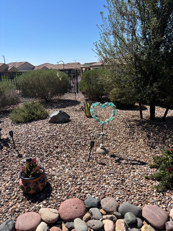 Foto del edificio - 4518 N Petersburg Dr