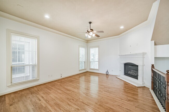 Foto del edificio - 1833 Oakdale St