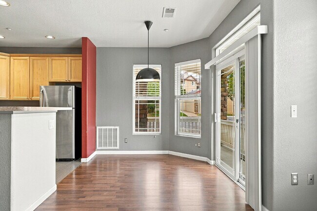 Building Photo - 9557 W San Juan Cir