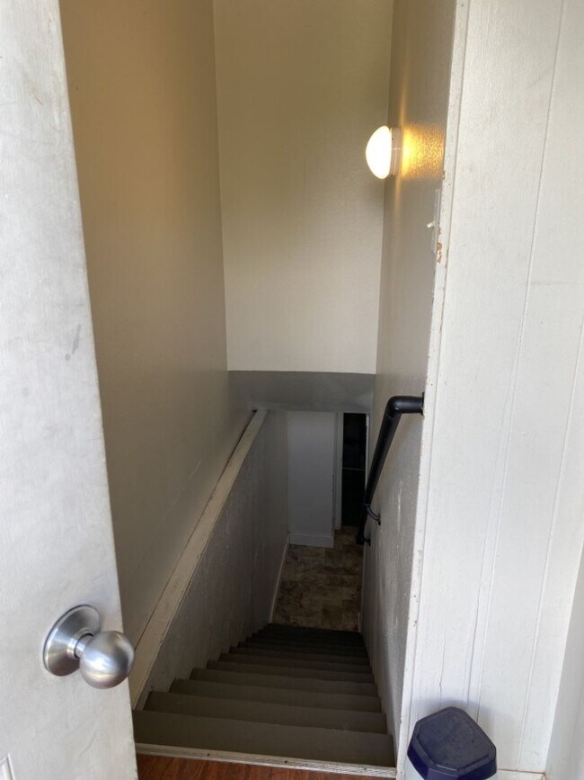 Foto del edificio - 2 Bed 1 Bath Duplex in Country Setting - NW Ft. Collins