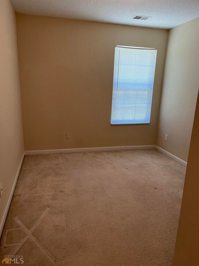 Building Photo - 8532 Kaden Dr
