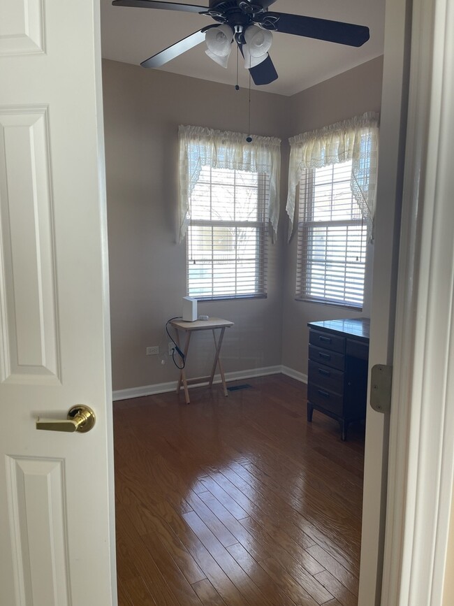 Foto del edificio - 12168 White Tail Ln