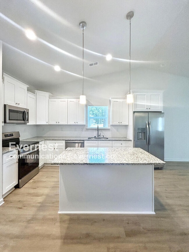 Foto del edificio - 523 E Robinson St