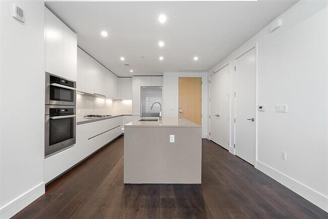 Foto del edificio - 501 West Ave