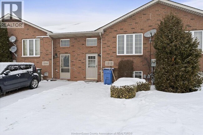 Photo du bâtiment - 1212 SETTLER'S STREET