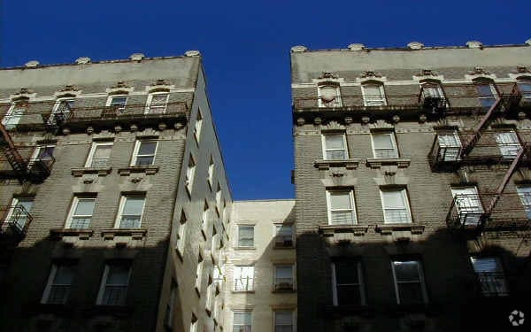 Building Photo - 719-723 W 180th St