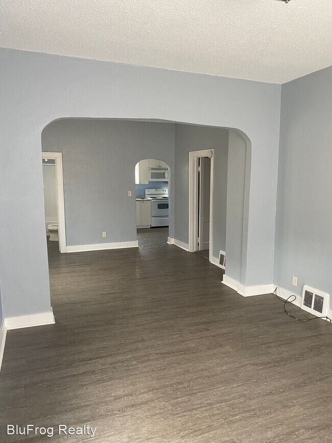 Foto del edificio - 2 br, 1 bath House - 211 5th Ave SE