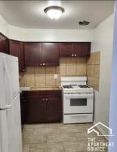Building Photo - 1515 W Morse Ave