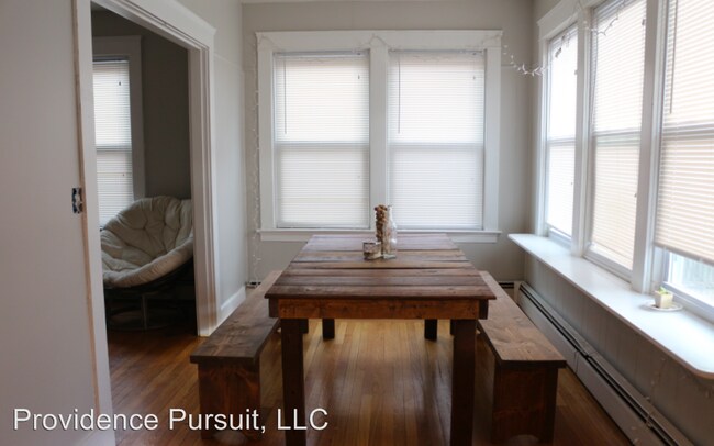 Building Photo - 6 br, 2 bath House - 54 Wabun Ave.