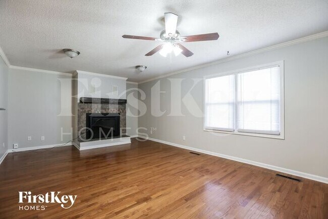 Foto del edificio - 1512 Oxford Ct
