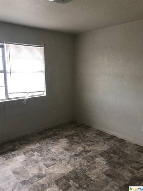 Building Photo - 3005 Cantabrian Dr