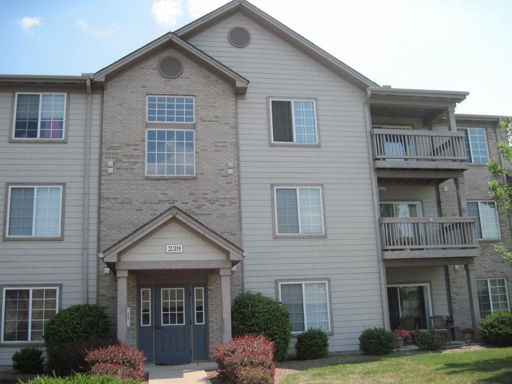 239 Legends Creek Way, Indianapolis, IN 46229 House Rental in