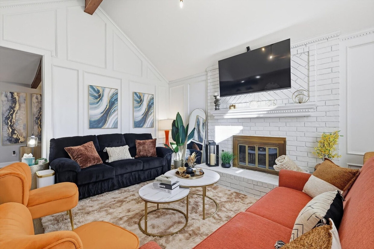 Foto principal - 7581 Kings Ridge Rd