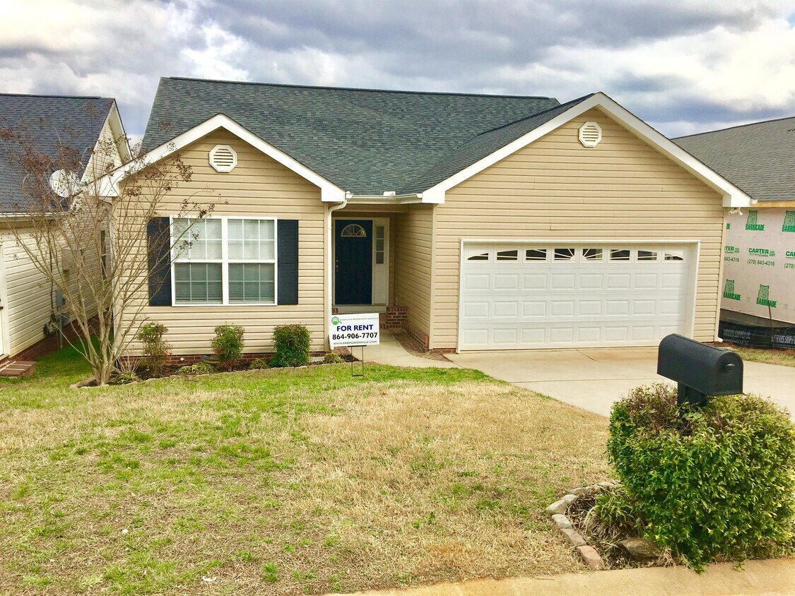 134 Cosmos Ln, Greer, SC 29651 House for Rent in Greer, SC