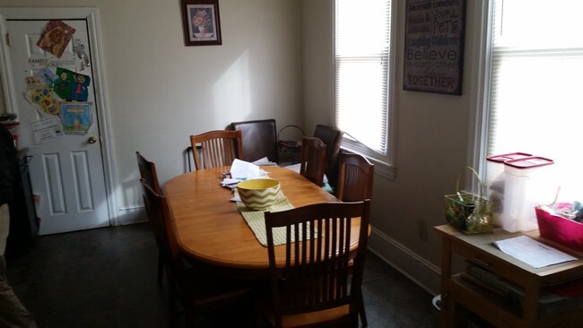 Foto del edificio - 1518 Willow Ave