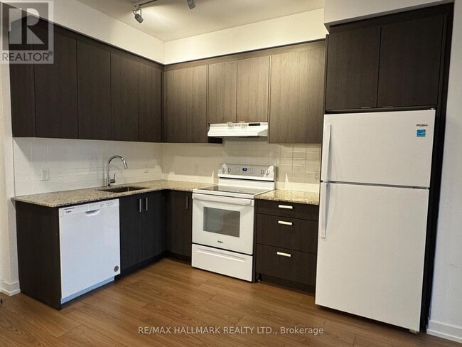 Building Photo - 1010 Dundas St E