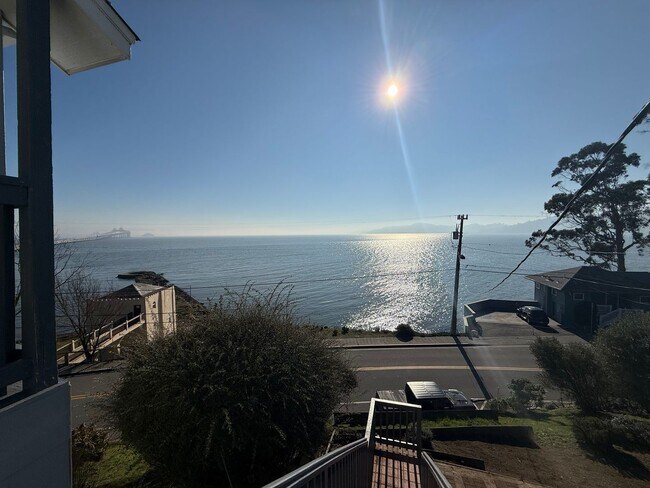 Foto del edificio - UNIQUE TWO BEDROOM ONE BATH HOME WITH DETACHED BONUS ROOM IN SAN QUINTIN VILLAGE