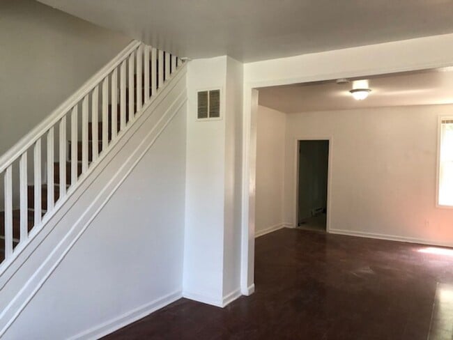 Photo - 3 Bedroom 1 bathroom in Baltimore City House