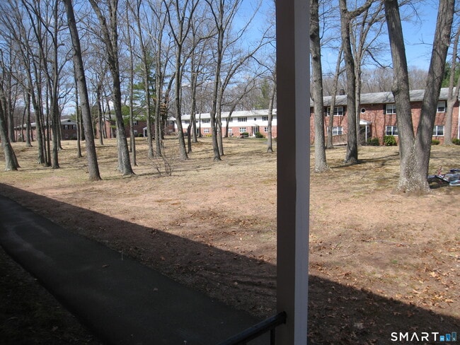 Foto del edificio - 494 Oak Ave