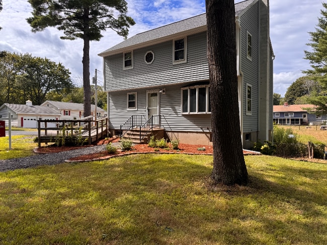 Building Photo - 9 Jean St