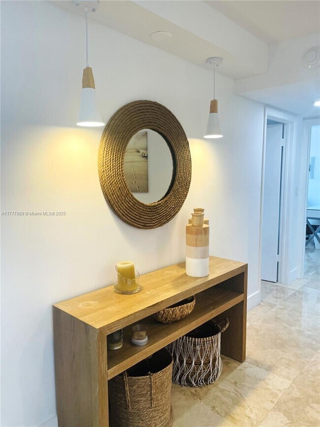 Foto del edificio - 155 Ocean Ln Dr