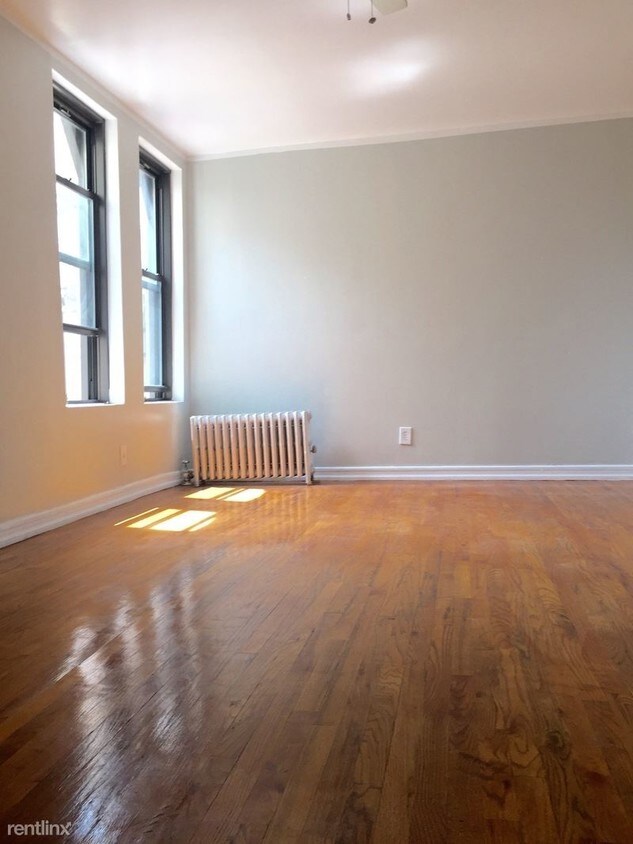Building Photo - 667 W 161st St