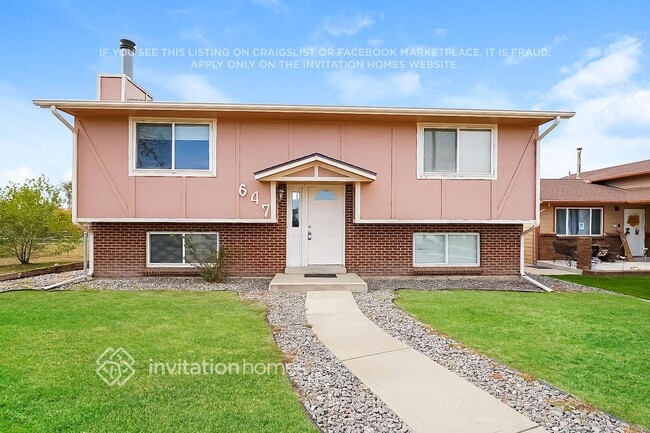 Building Photo - 647 S 6th Ave